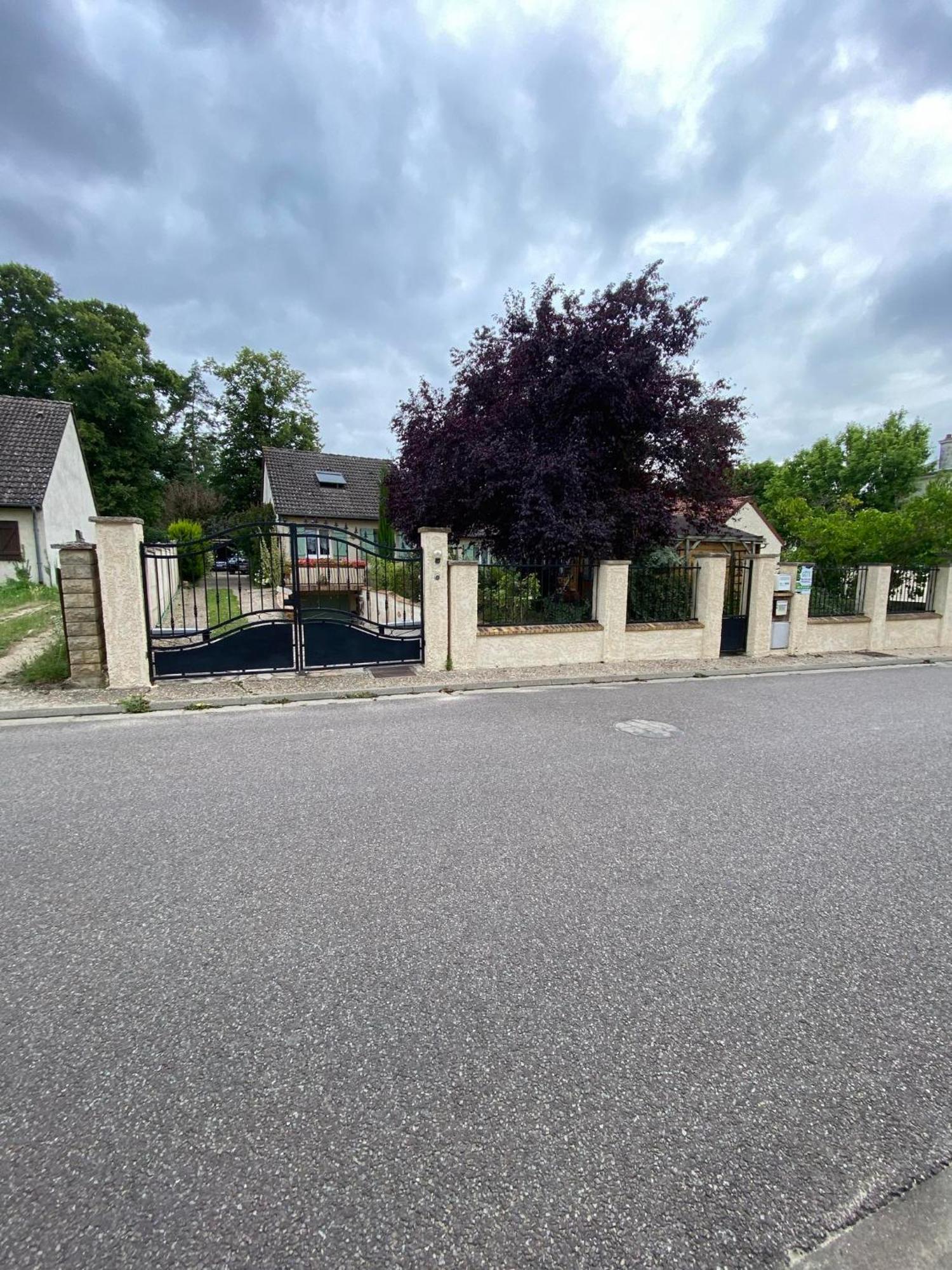 Aux Gres Des Moisonettes Guest House Limetz Exterior photo