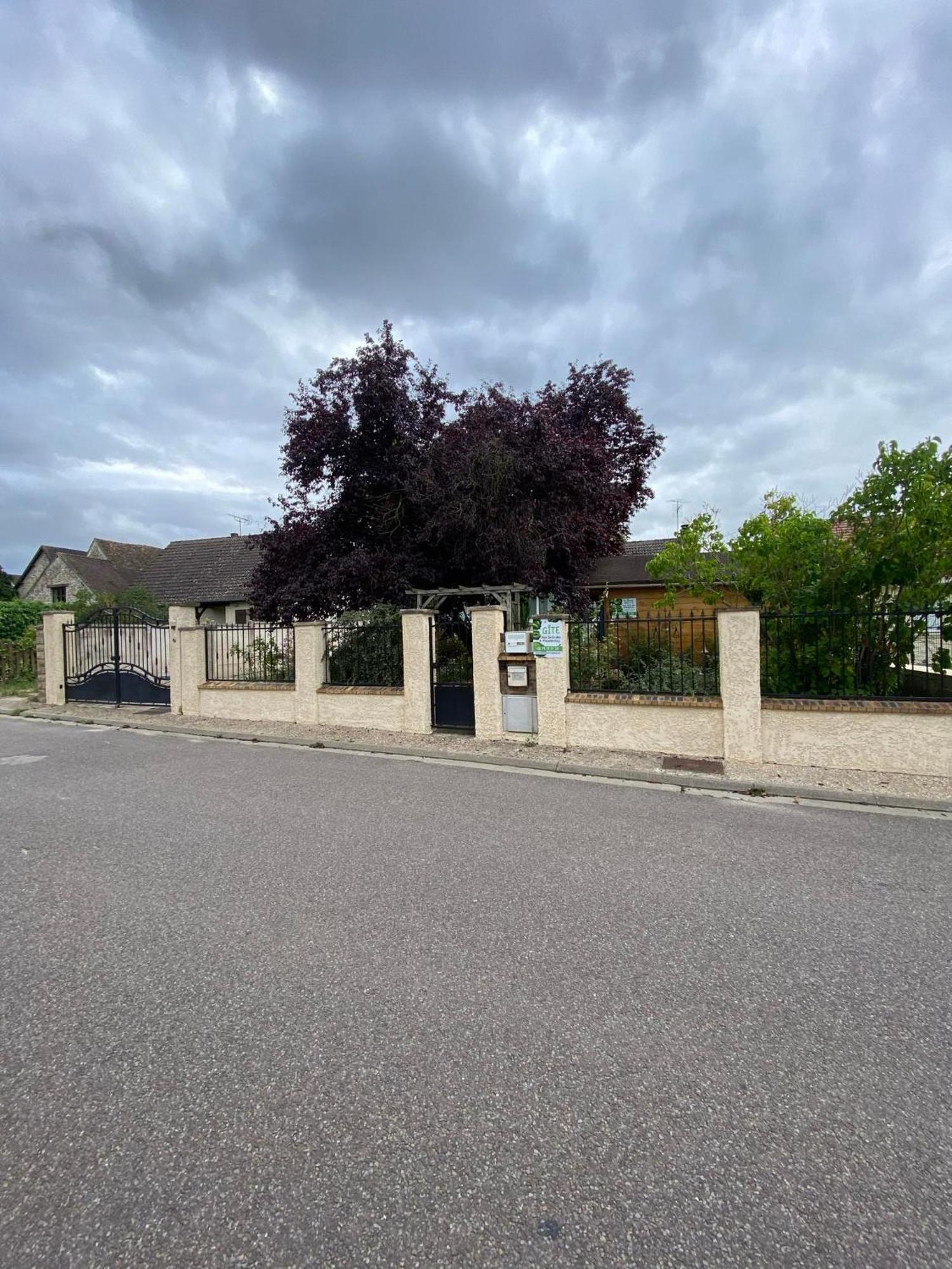 Aux Gres Des Moisonettes Guest House Limetz Exterior photo